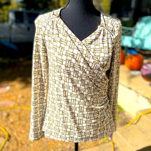 Charter club white and gold patterned zipper blouse